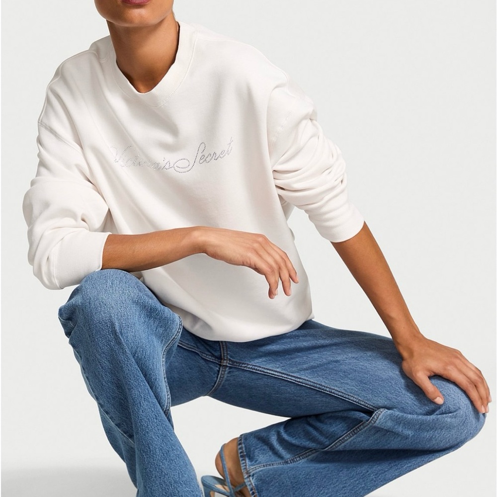 Victoria's Secret Sweatshirt and Sweatpants Set. - Picture 3 of 8